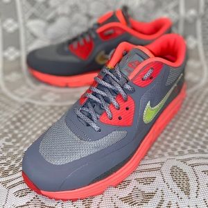 Nike Air Max with Lunarlon Technology Size 7